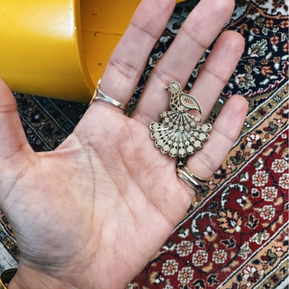 Tavus Kuşu Gümüş Küpe