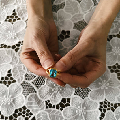 Blue Topaz Vintage Yüzük