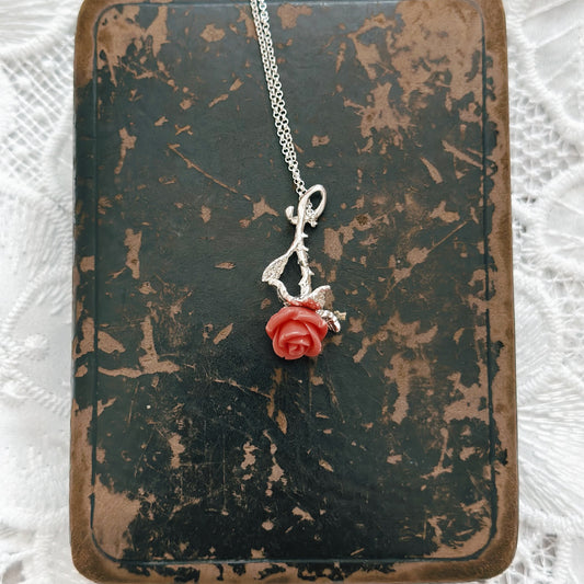 Gül Güzeli Gümüş Kolye